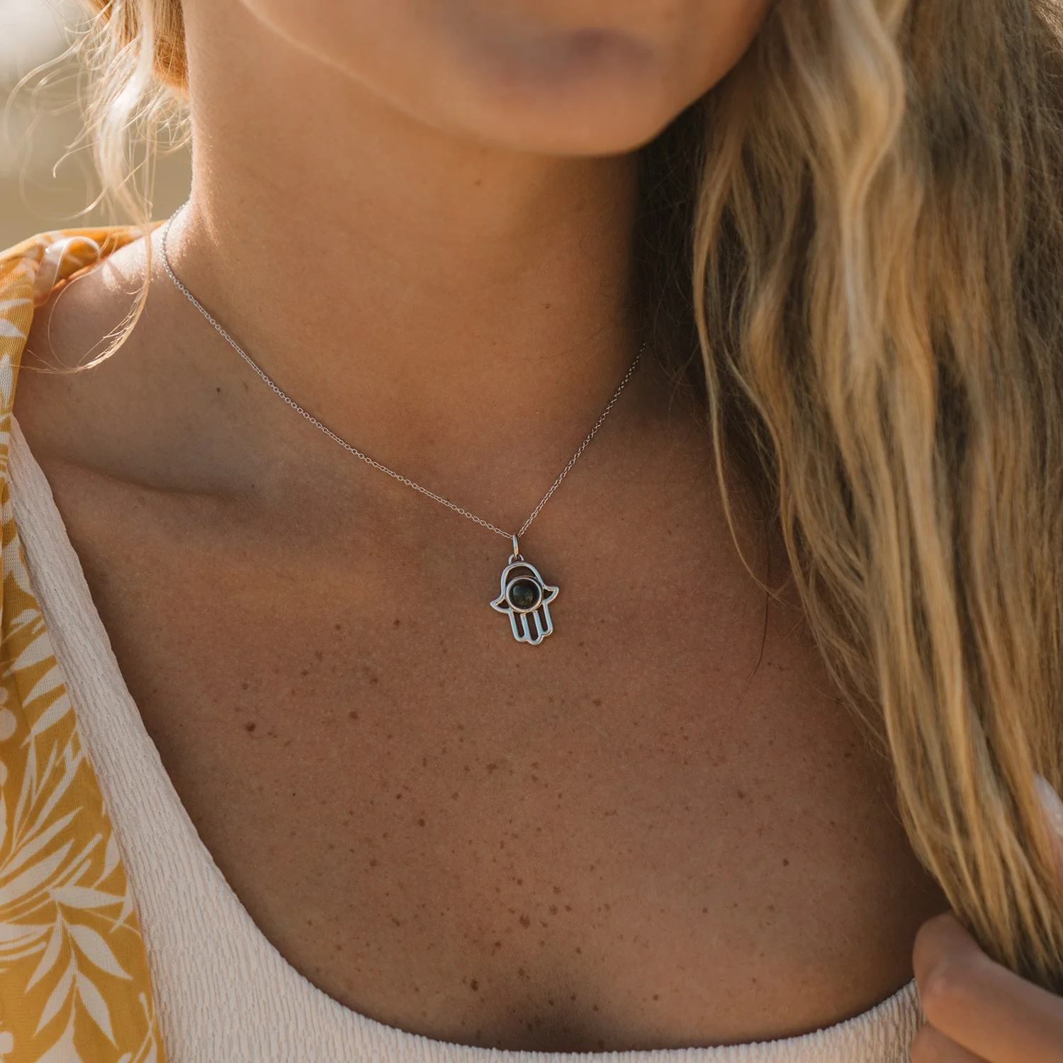 Personalized Hamsa Necklace - Image 4