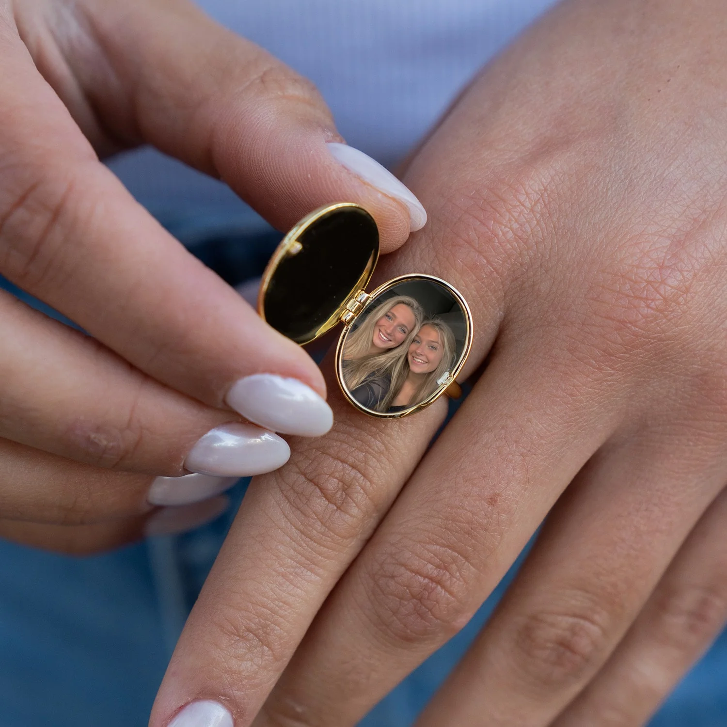 Personalized Mother of Pearl Locket Ring - Image 4