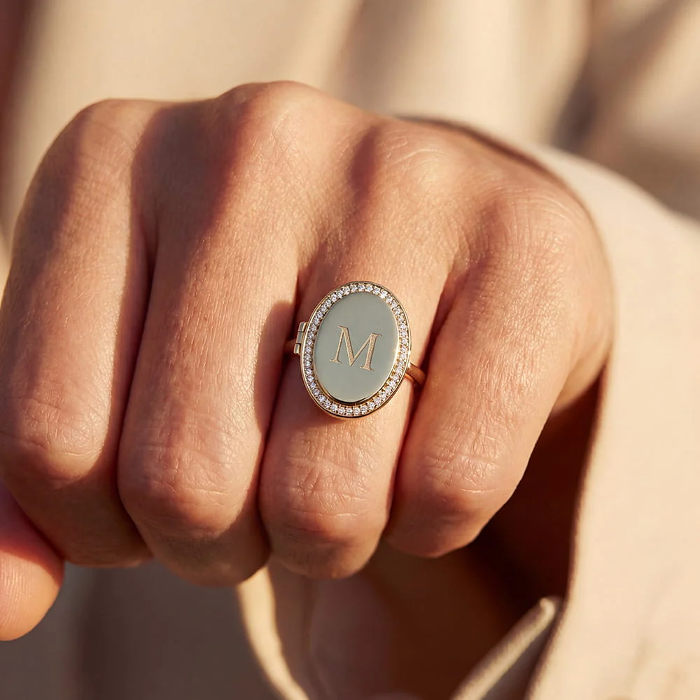 Personalized Oval Locket Ring - Image 4